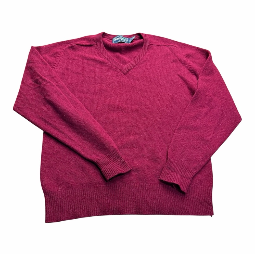 Woodstock internacional by Bernard men size L V-Neck Sweater 100% Wool Red
